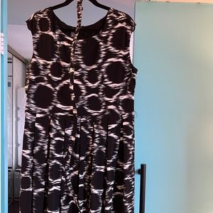 Fit and Flare Pleated Black and White Printed Jersey Dress